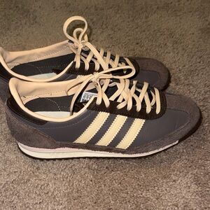 NEW Adidas SL 72 sneakers